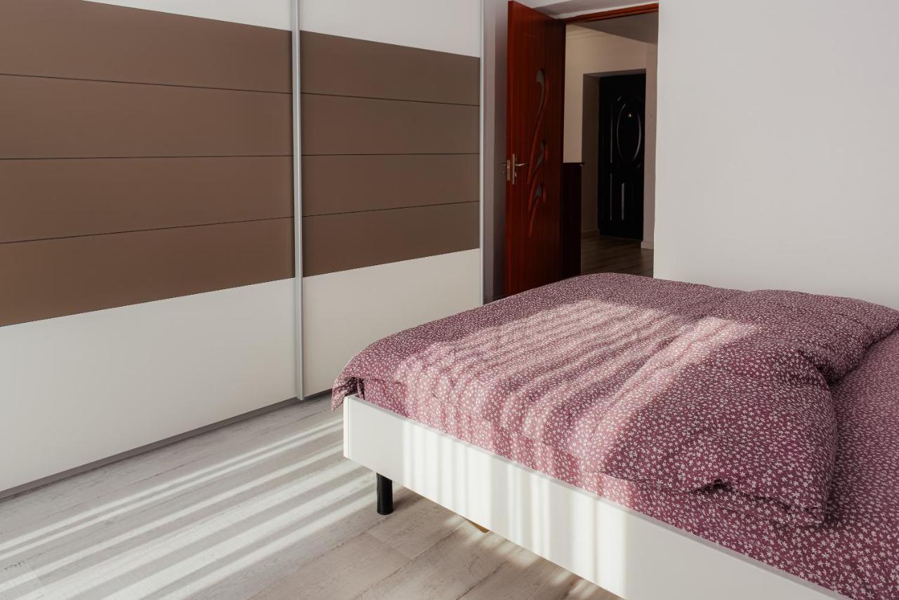 Apartament 2 Camere, Decomandat, In Zona Centrala Bucureşti Ngoại thất bức ảnh